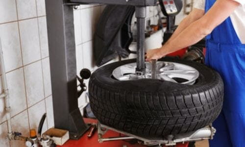 controllo pneumatico con macchinario specifico