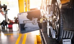 computer che controlla la convergenza della ruota